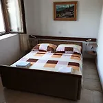 Delfin Apartman Rogoznica