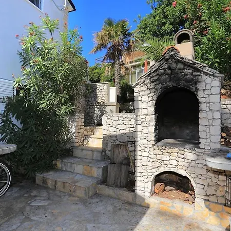 Delfin * Rogoznica (Sibenik-Knin)