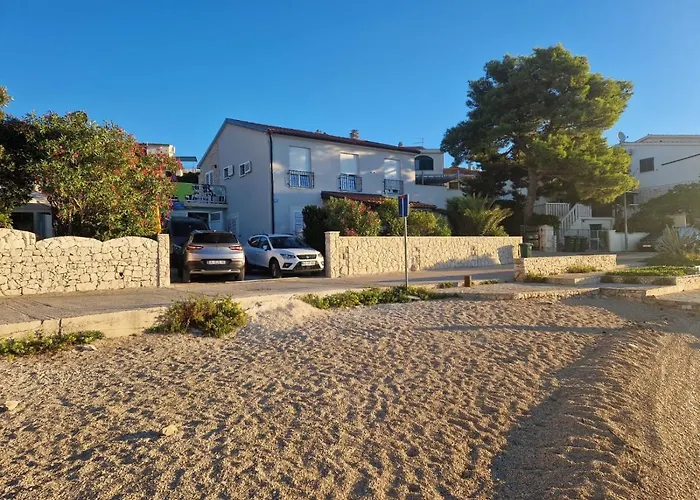 Delfin Daire Rogoznica (Sibenik-Knin)