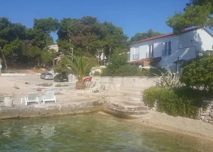 Delfin Rogoznica (Sibenik-Knin)